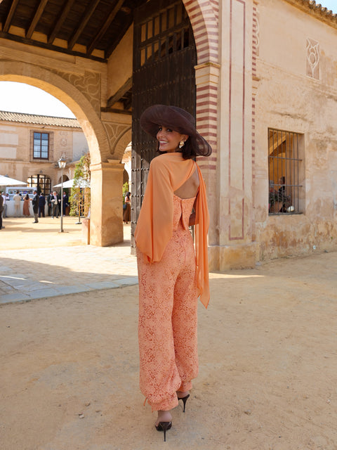 Pantalon de invitada evento con bolsillos y pinzas papaya 